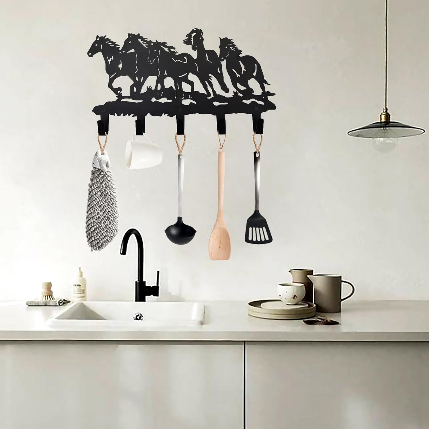 Metal Horse Coat Hooks Wall Art Decor-Horse Hangers and Key Holder-Clothes Rack and Backpack Hanger-Coat Hooks Home Decor for Storage, Living Room, Hallway, Office (Black)
