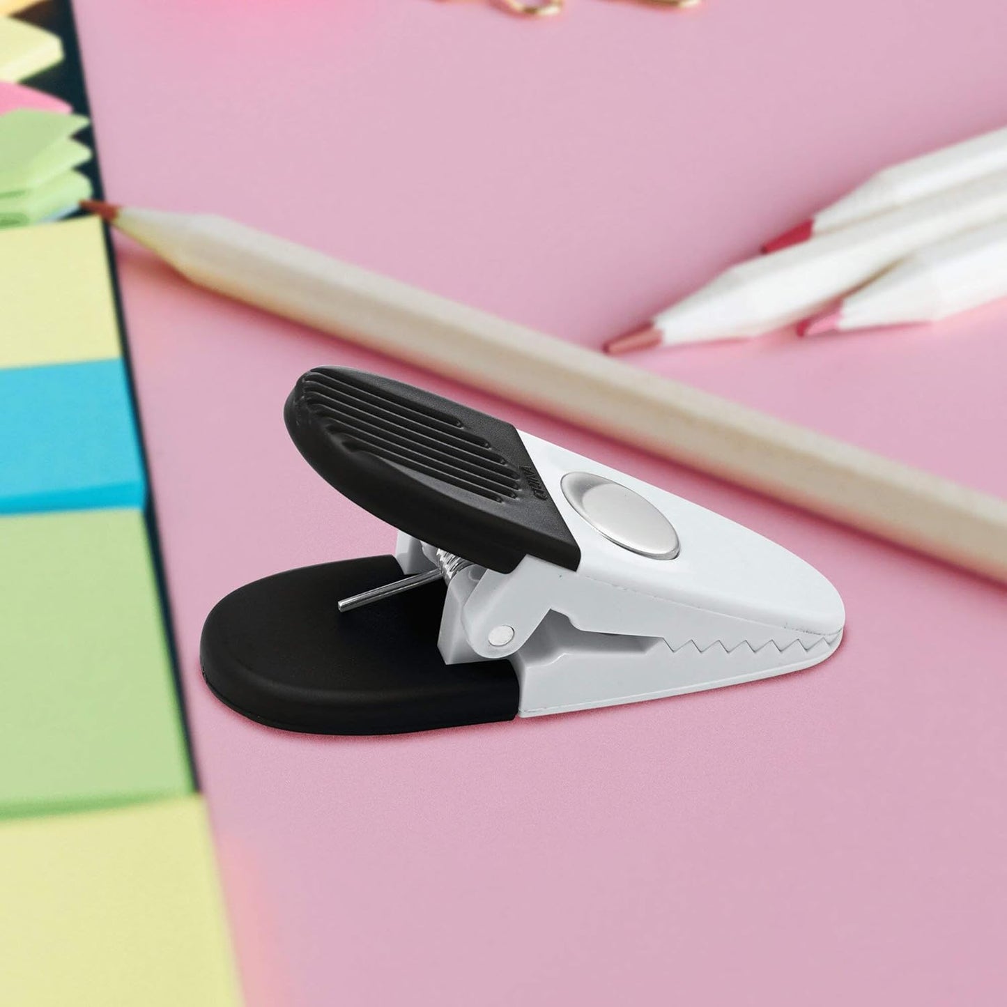 100 Magnetic Memo Holders Set - Customizable Text, Logo - Large Clip, Plastic - White Black