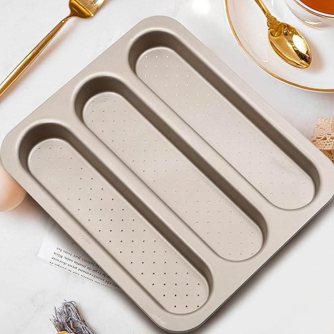 Durable Carbon Steel Baguette Baking Molds, Nonstick French Bread Pan with Rectangular Slots, Specialty 3-Cavity Baguette Mold - Essential Kitchen Tool for Home Bakers (Baguette mold)