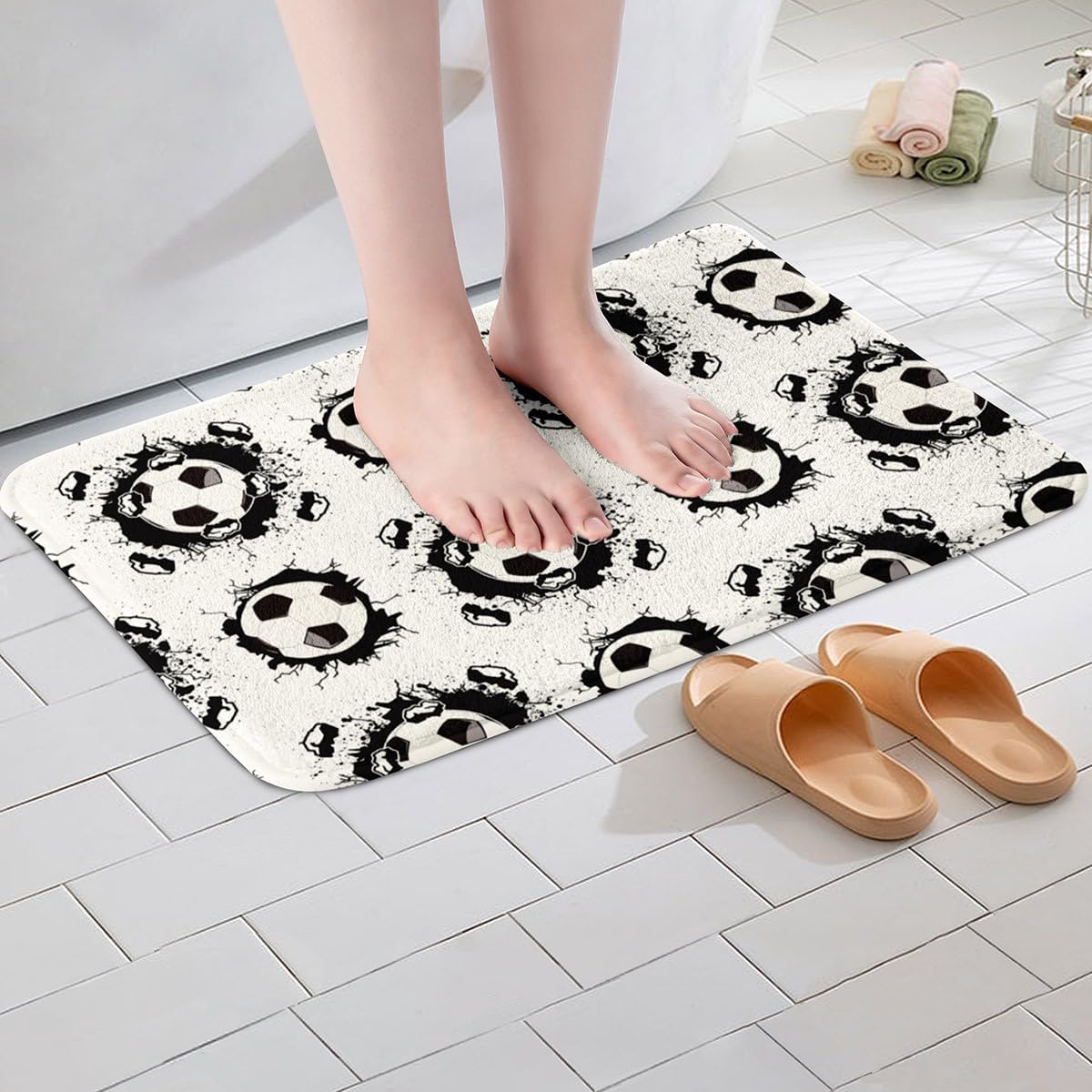 Feelyou Football Polyester Bath Rug Soccer Soft Fleece Door Carpet for Kids Boys Girls Ball Game Non Slip Bath Mat Sport Themed Bathroom Floor Indoor Doormat,16x24 Inch