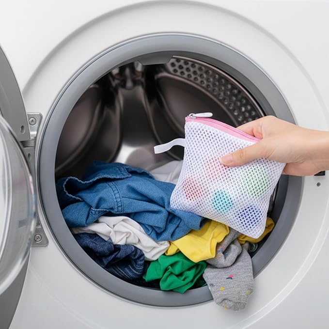 4PCS Laundry Pod Anti-Sticking Bag for Pods Scented Beads Wash Foldable Washing Machine Soap Pouch Small Mini Mesh Laundry Bag Lingerie Bags for Washing Delicates Bags Zipper