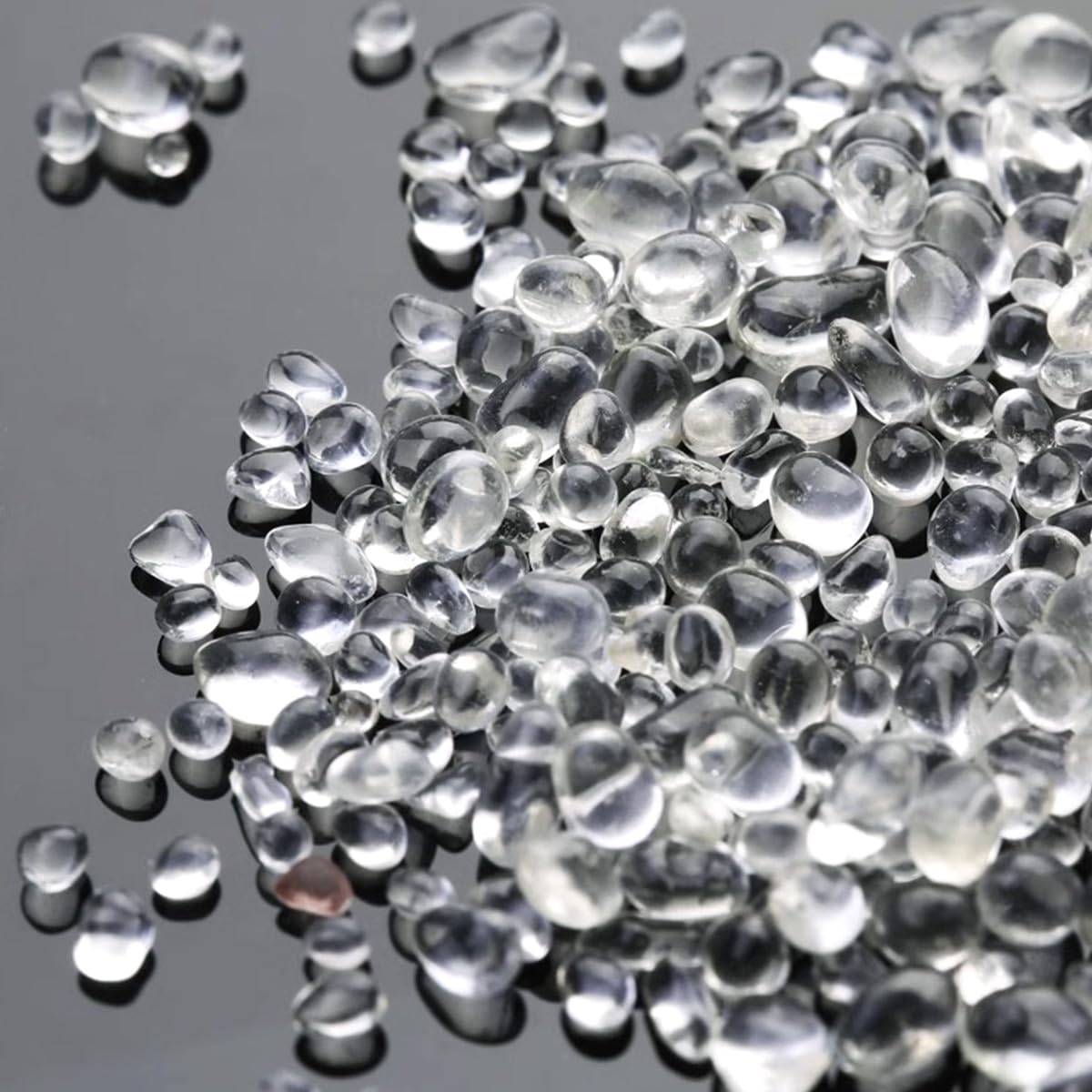 1 Lb (460 g) Clear Sea Glass Stones Irregular Rainbow Glass Pebble Decorative Rock Glaze Quartz Tumbled Gemstone Chips for Aquarium Decoration/Vase Filler/Jewelry Making/Handwork Craft
