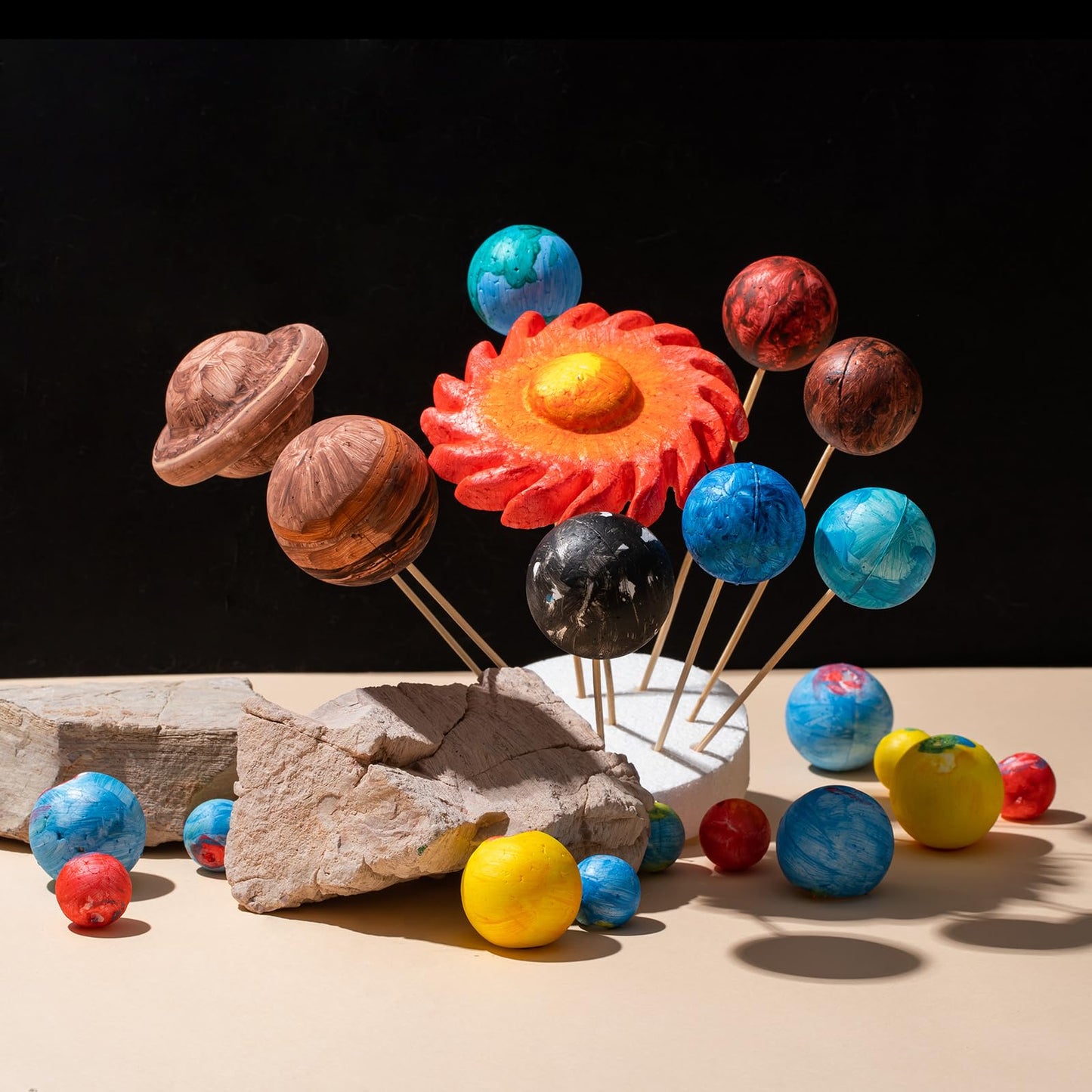 FFchuanhe 72 Pcs Solar System Model Foam Balls Kit Includes Mixed Sizes Craft Foam Bamboo Sticks Color Pigments Paint Tray Palettes Picture Plate Painting Brushes for School Science Projects
