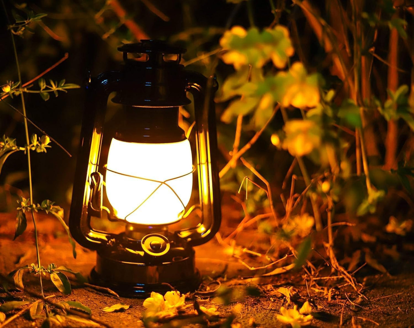YAKii LED Vintage Flame Lantern Metal Outdoor Hanging Lantern with Dancing Flame Battery Operated Halloween Outdoor Indoor Decoration(Black Pack of 8)