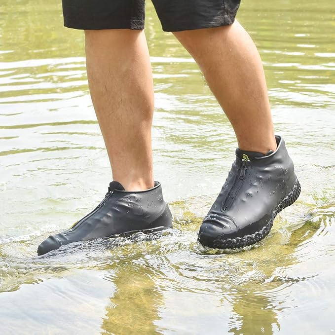 Silicone Waterproof Shoe Covers, Upgrade Reusable Overshoes with Zipper, Resistant Rain Boots Non-Slip Washable Protection for Women, Men (M (Women 5-7, Men 5-6), Black)