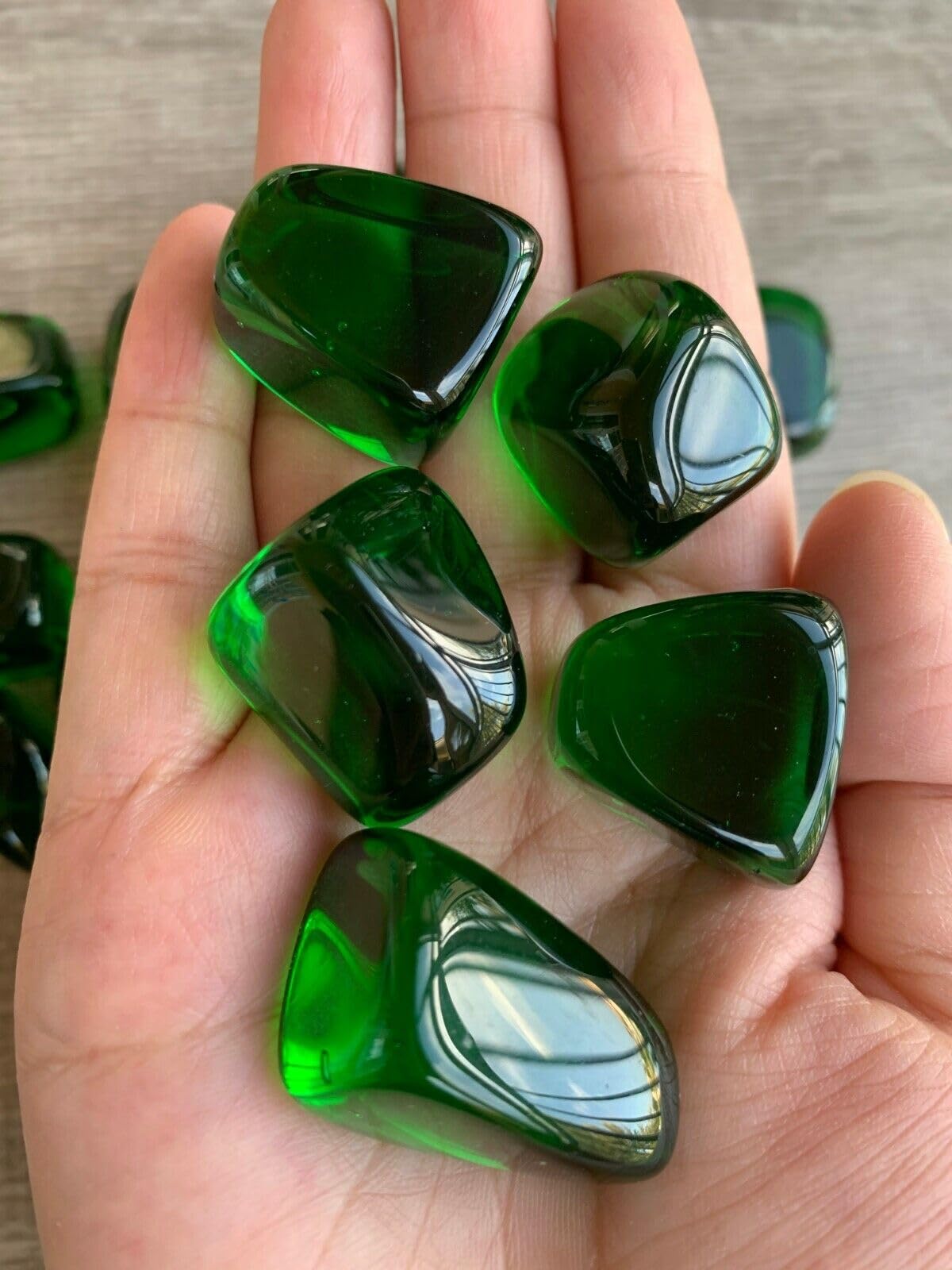 GAF TREASURES 5 Pcs Green Obsidian Tumbled Stones, Polished Green Obsidian Gemstone, Green Obsidian Healing Crystals (Green Obsidian)