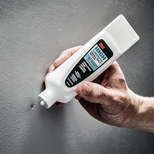 3M Small Hole Repair High Strength, All in One Applicator Tool, 1-Pack, Quick and Easy Repair for Nicks and Nail Holes, Includes Putty Knife, Spackle, and Sanding Pad For Wall Repairs (SHR-3-AIO)