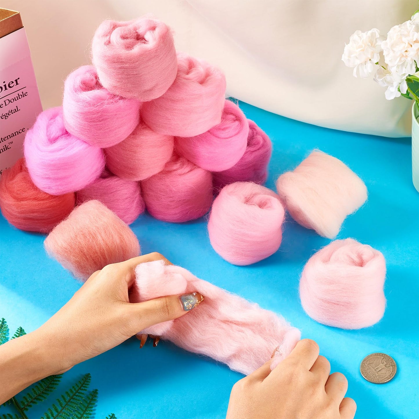 Sparkeads Wool Roving Yarn for Needle Felting Pink Soft Fibre Wool Supplies for DIY Hand Spinning Weaving Beginners Adults Handmade Dolls Felted Animal Women 75 G