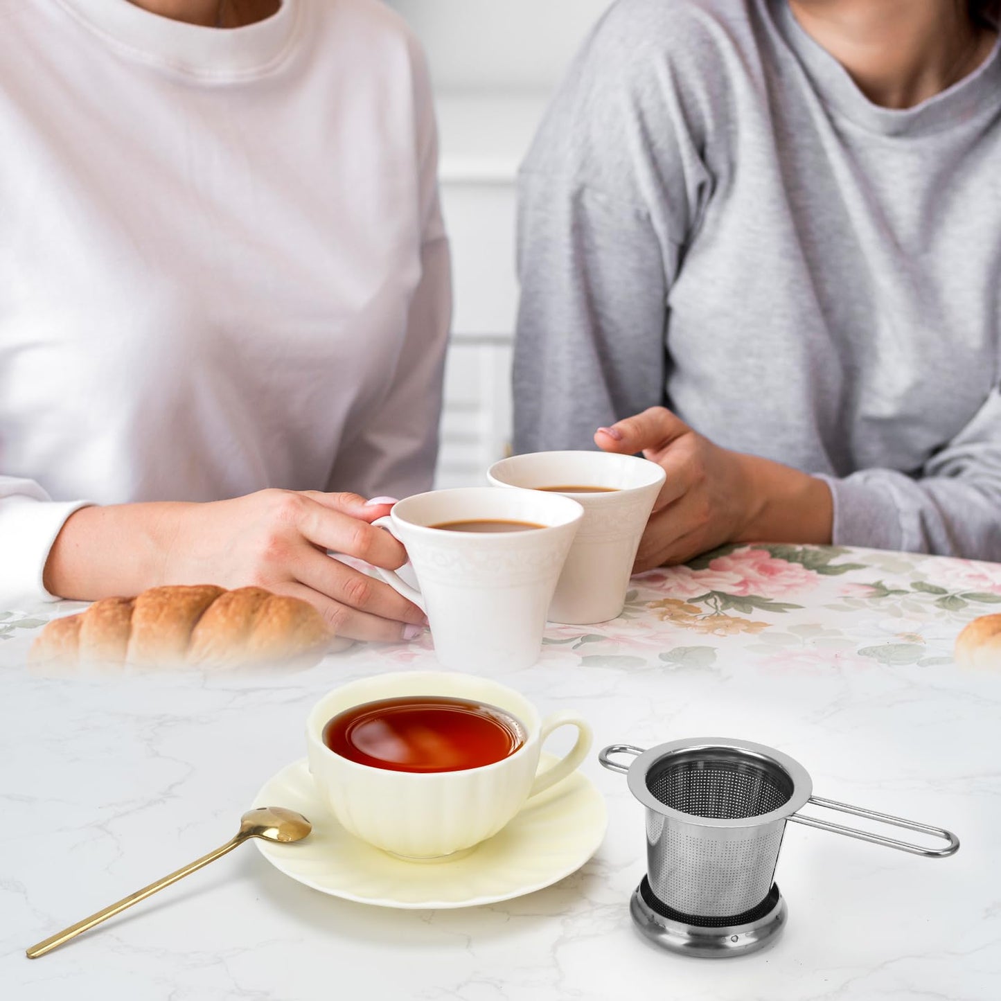 2pcs Tea Infuser, Stainless Steel Tea Strainer Fine Mesh Tea Diffuser with Double Long Handles Loose Leaf Tea Steeper for Mugs Cups Teapots (Silver)