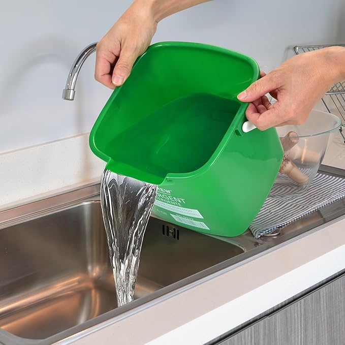 Matthew Detergent and Sanitizing Cleaning Bucket 6 Quart Plastic Pail,Set of 6 Square Containers,Built-in Spout w/Handle,Wash Rinse Sanitize Handwash Bucket for Home Office Commercial (Red&Green)