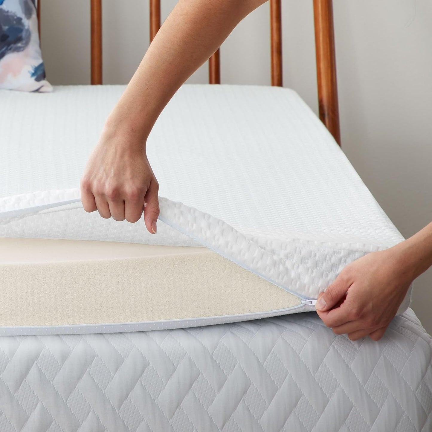 LUCID 2 Inch Traditional Foam Topper and LUCID Zippered Enclosure Mattress Topper Cover, Full