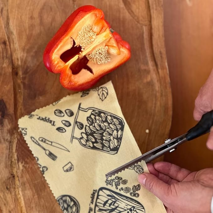 Reusable Beeswax Wrap Roll – Cotton, Plastic-Free Food Storage Alternative – Wrap Made by Women in Chile Grey Nuts
