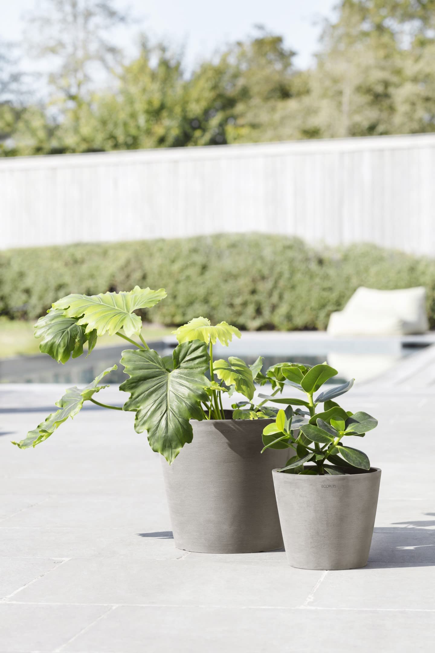 Ecopots Amsterdam Durable Modern Round Indoor/Outdoor Recycled-Based Composite Flower Pot Planter, Taupe, 8"