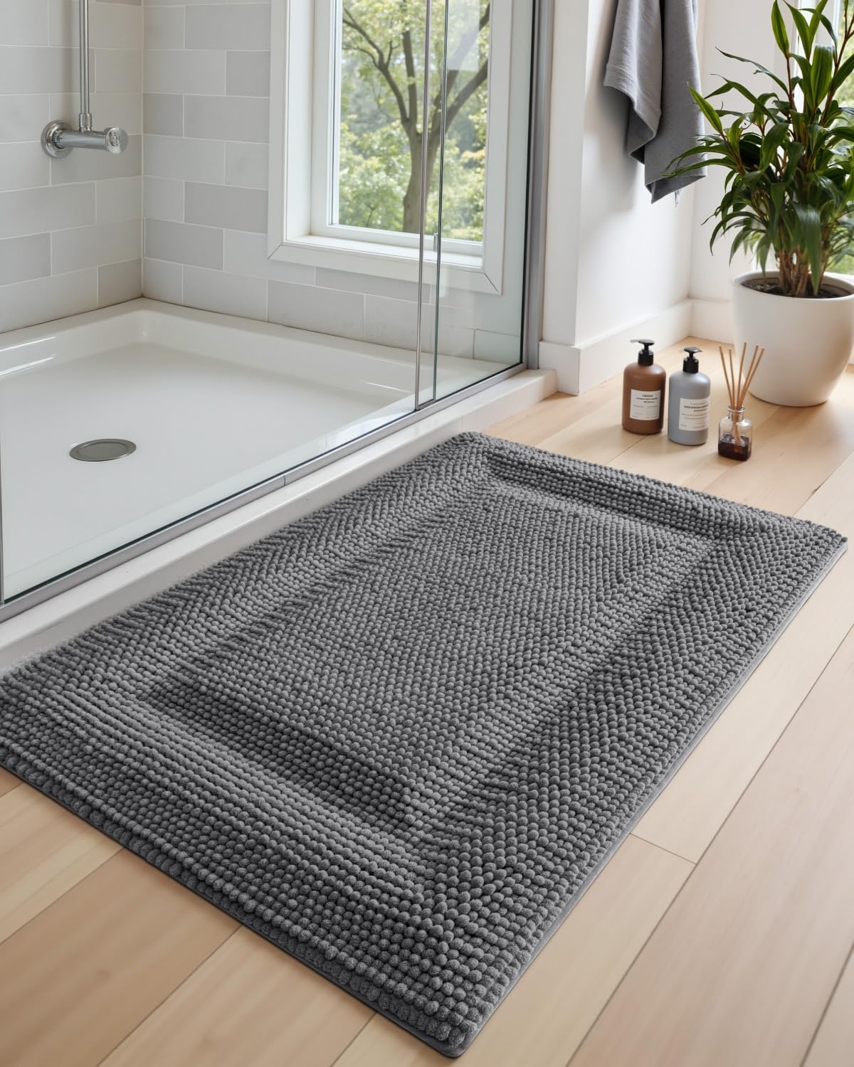 DEXI Bath Mats for Bathroom 24x43, Non Slip Washable Bathroom Rug, Thick Soft Chenille Absorbent Bathmat for Shower Floor, Fluffy Shaggy Carpet for Tub, Grey