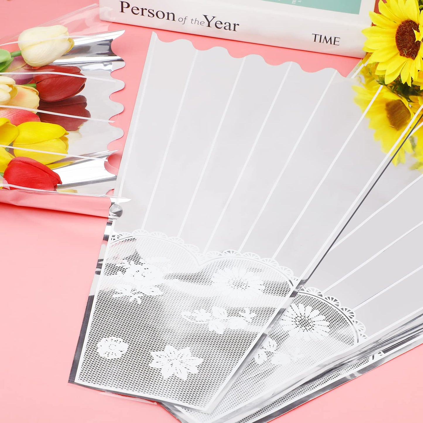 FOIMAS 100pcs Flower Bouquet Bag Plastic Wrapping Bags Clear Floral Bouquet Sleeve Cellophane Sleeves Flower Bouquet Packaging Bags for Flower Craft Birhtday Wedding Valentine's Day Mother's Day