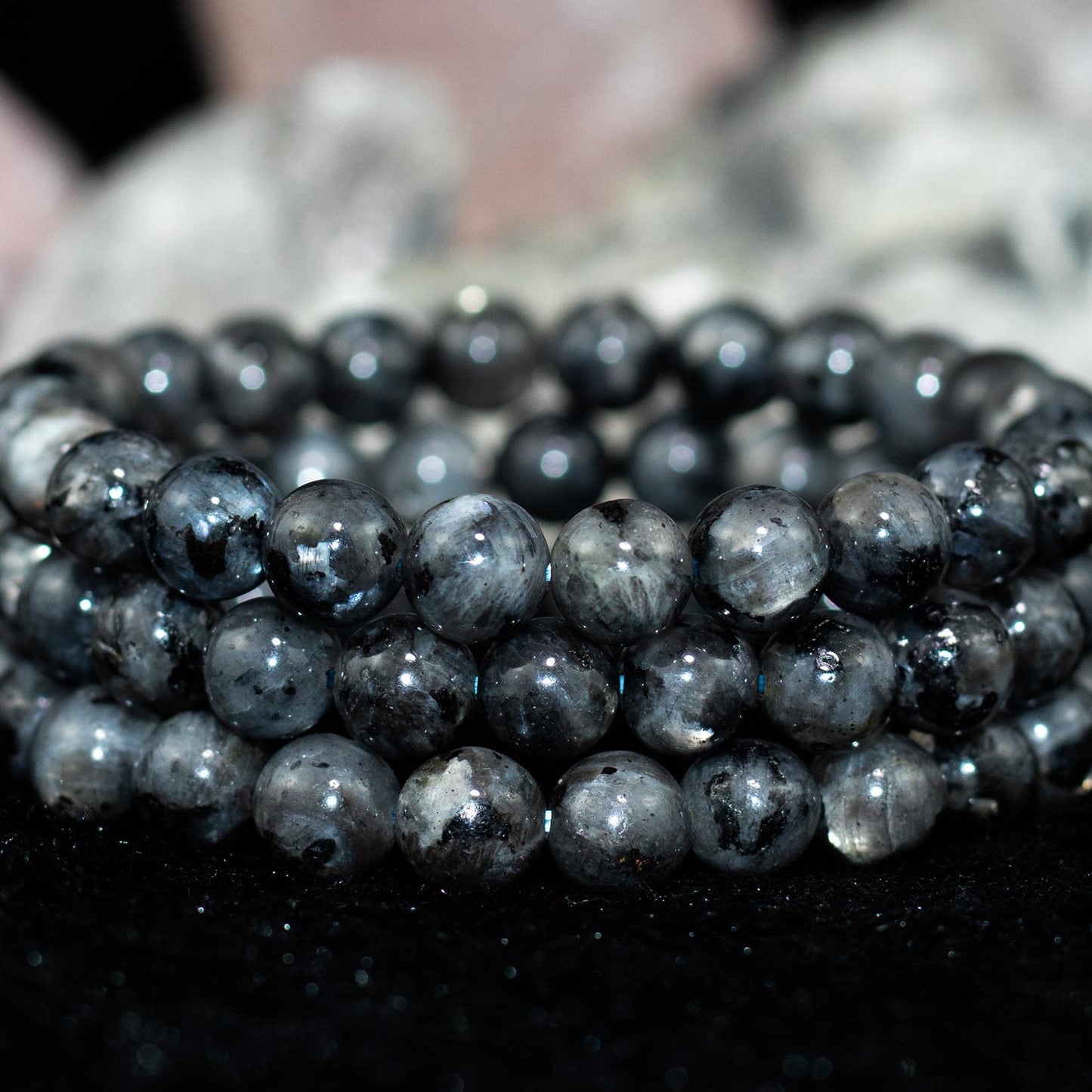 DAZCOLO 8mm Natural Gemstone Stretch Bracelet, Handmade Unisex Crystal Bracelets for Meditation, Yoga, Spiritual Healing & Positive Energy (Labradorite)