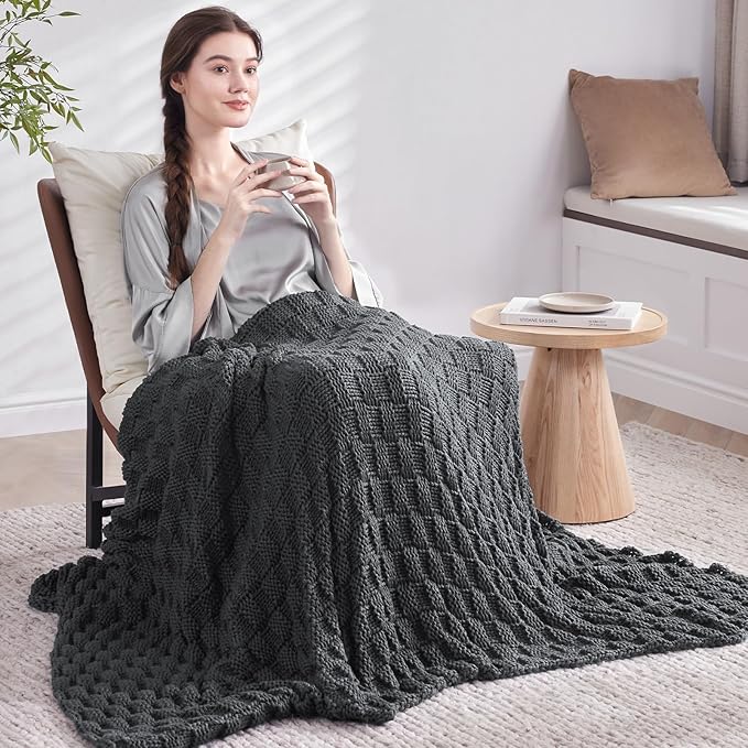 Knitted Weighted Blanket for Adult, No Beads Heavy Blanket 60” x 80'' 20lbs, Breathable Chunky Knit Blanket, Cooling Weighted Blanket for Hot Sleepers, Christmas Home Decor (Dark Grey)