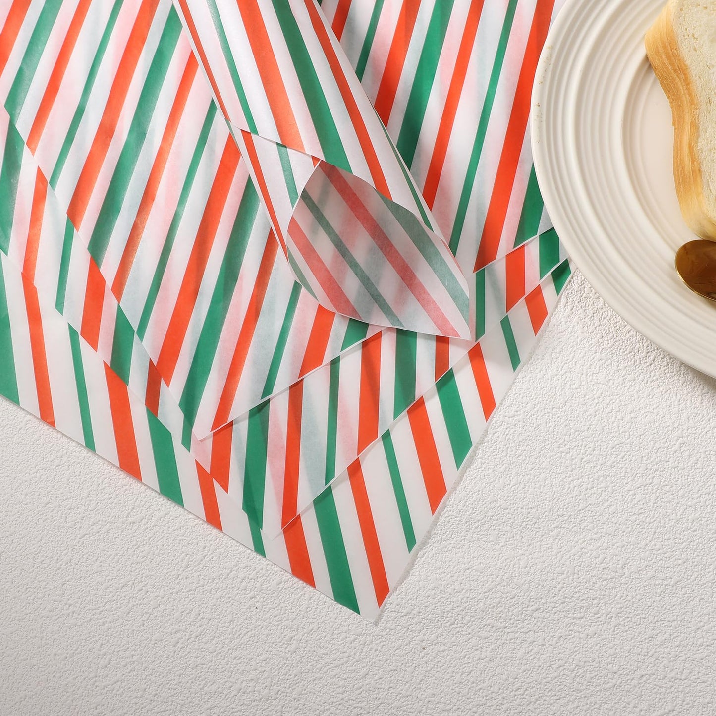 EUSOAR Food Basket Liners, 200 Sheets 11.8" x 11.8" Deli Food Wax Sandwich Wrapping Paper, Grease Resistant Precut Baking Parchment Paper Sheets for Christmas Party, Festival and Picnic