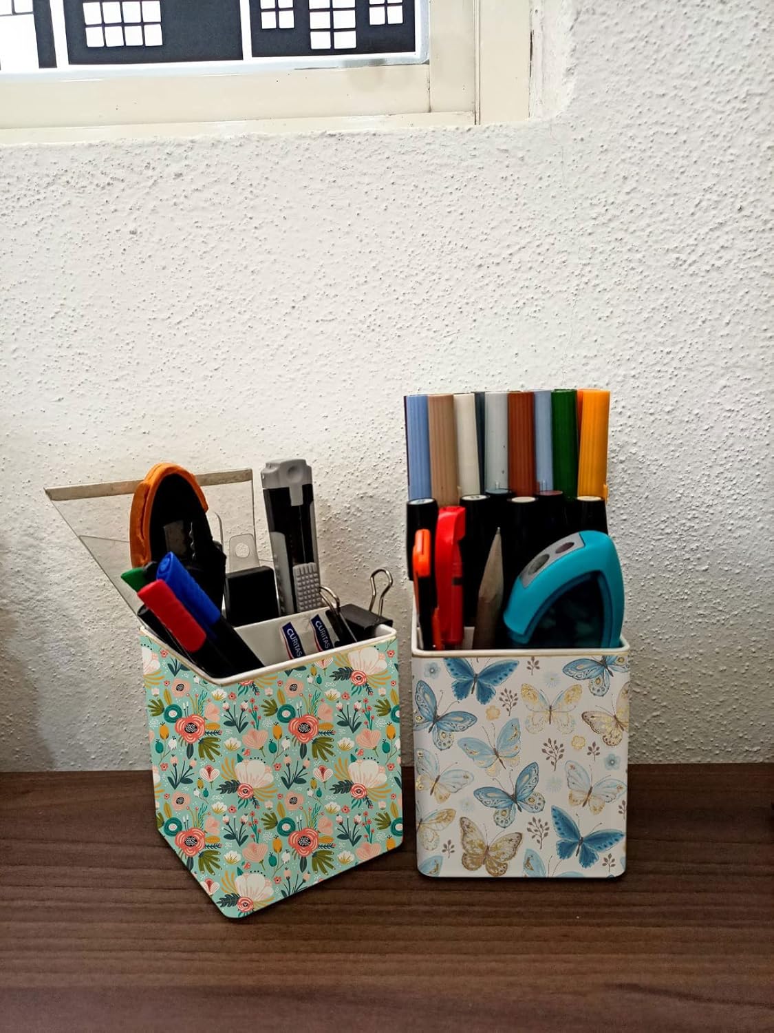 Pen Pencil Holder, Makeup Brush Holder,Ceramic Remote Control Holders Organizer with 2 Compartment Floral Multi-functional Office Organizers Storage Caddy Desk Tv Remote Holders Mint Flowers