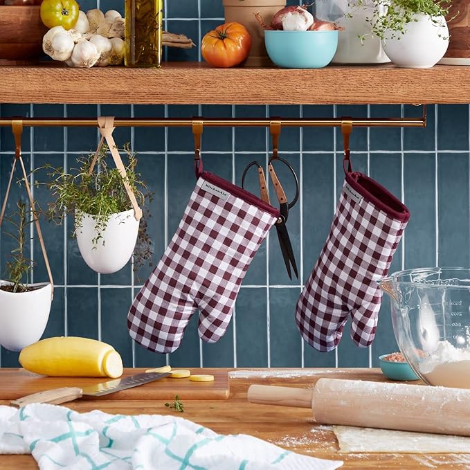 KitchenAid Gingham Oven Mitt 2-Pack Set, Beet, 7"x13"