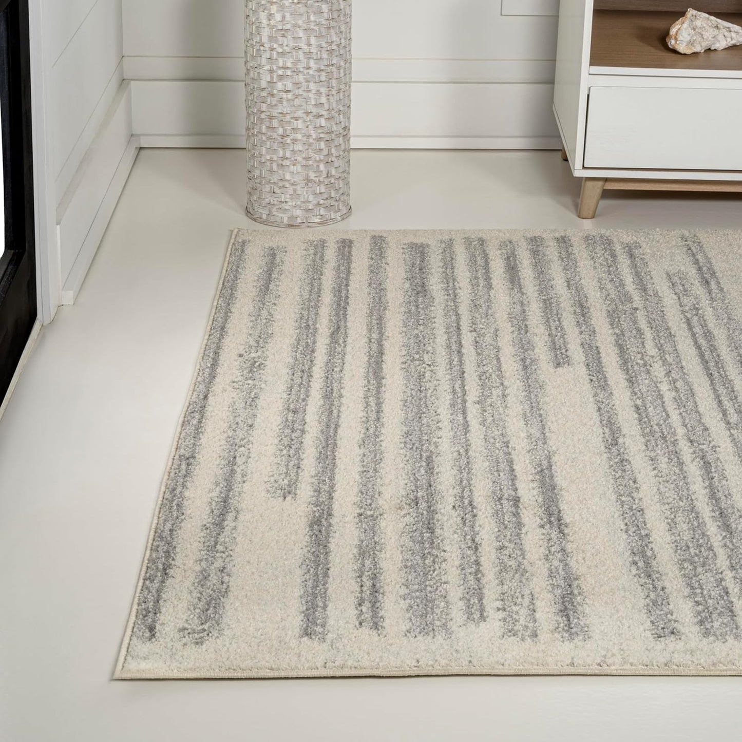 JONATHAN Y Khalil Modern Berber Stripe Cream/Gray Indoor Area Rug, 8x10, Contemporary, Bohemian, Easy-Cleaning for Living Room, Bedroom, Kitchen, Pet Friendly, Non-Shedding (MOH207C-8)