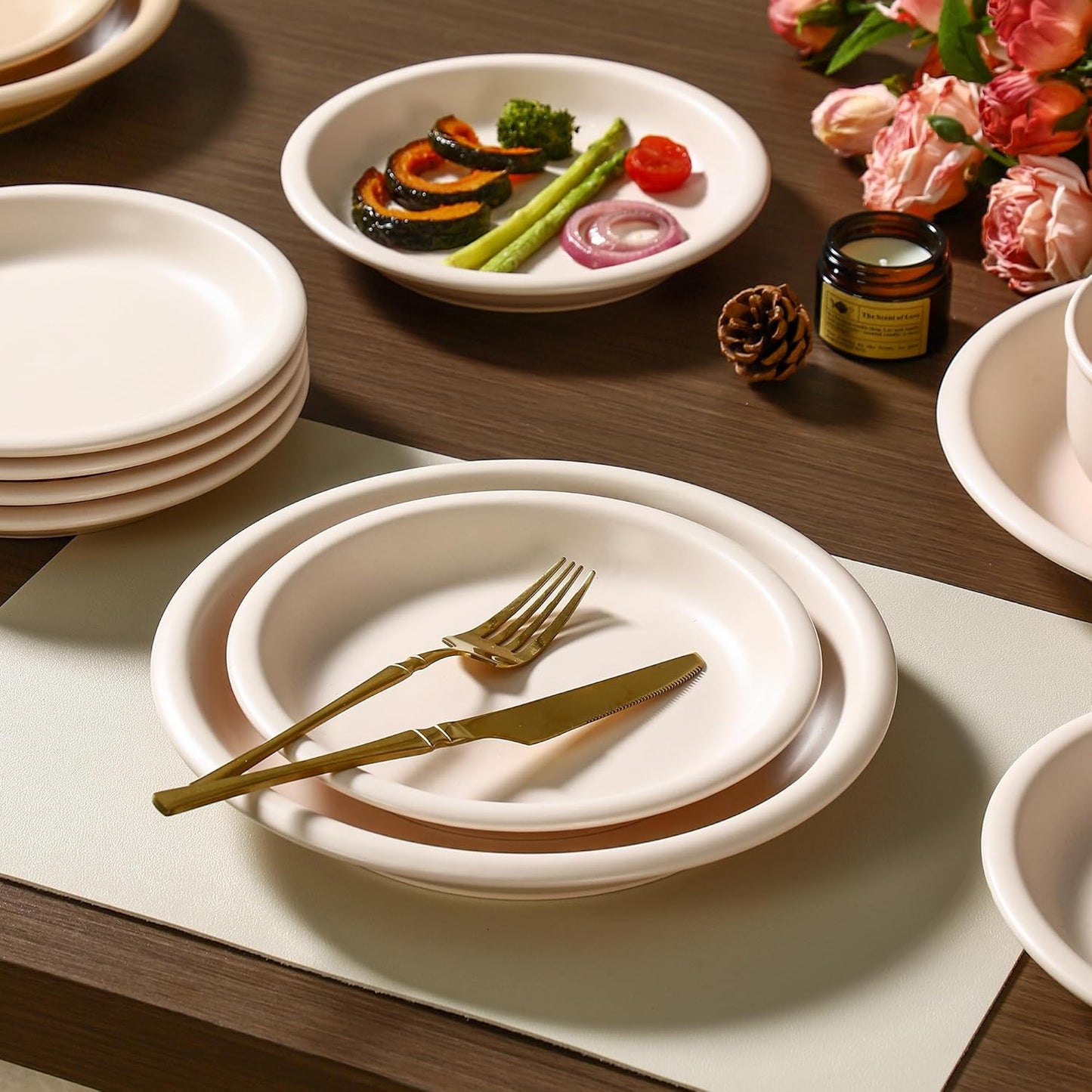 GZG 8 Inch Ceramic Dinner Salad Plates Set of 4, Rustic Matte Glaze Stoneware Dinnerware Set, Microwave & Dishwasher Safe, for Salad, Dessert, Appetizer, Everyday Use(Cream Mist)