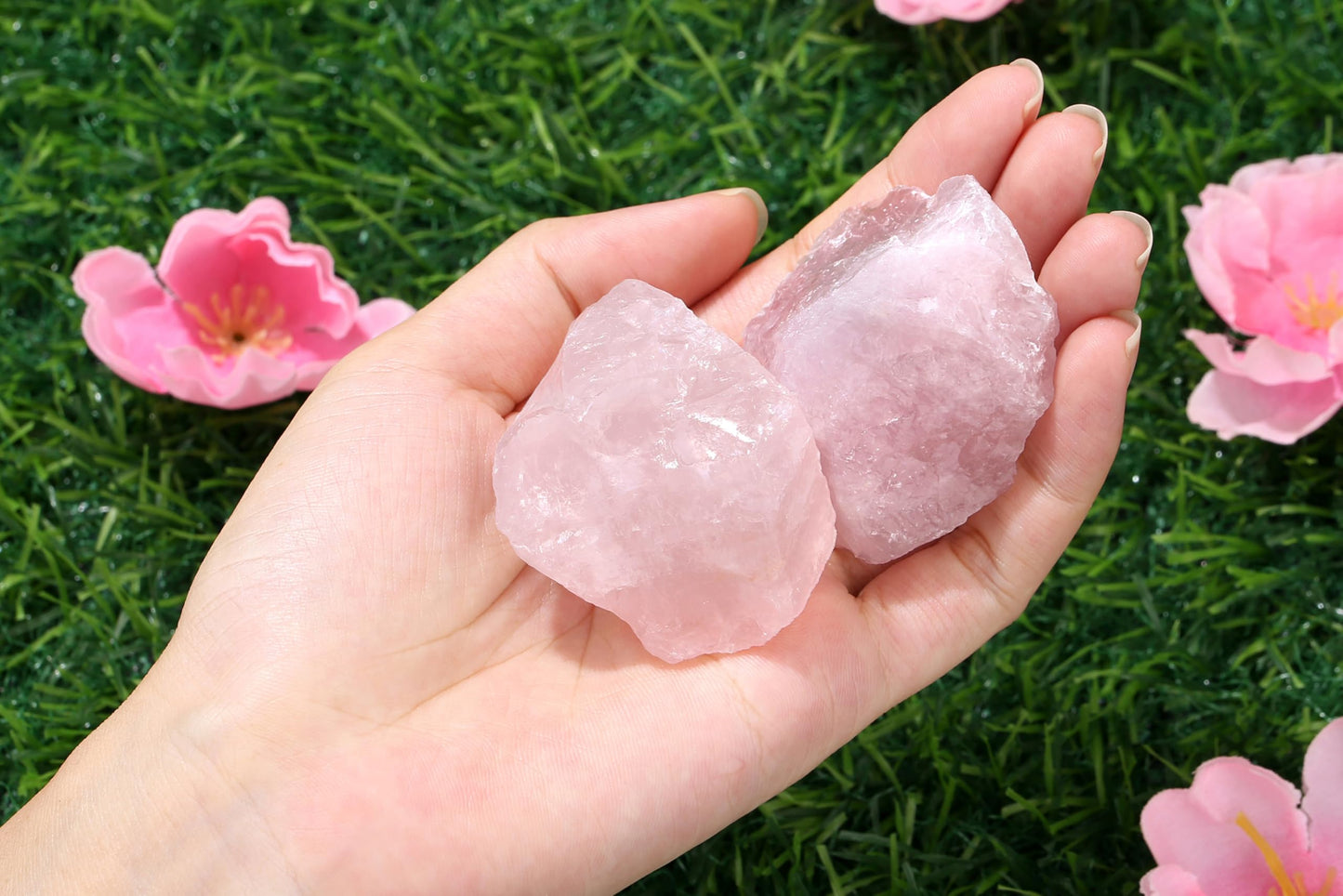 QINJIEJIE 2PCS Rose Quartz Raw Crystals 1.8-2.2'' Raw Crystals Healing Stones Bulk Large Crystal Rocks Stones for Tumbling Cabbing Fountain Rocks Polishing Handmade DIY Valentine's Day Gifts