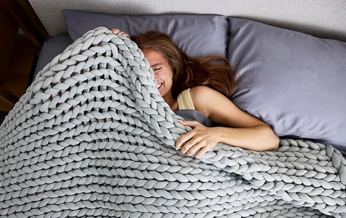 Nuzzie Chunky Knit Weighted Blanket - Breathable, Cooling, Hand Made Knit Throw Blanket for Sleep - Machine Washable, Stylish Design (Misty Grey, Queen | 22lbs | 60"x80")