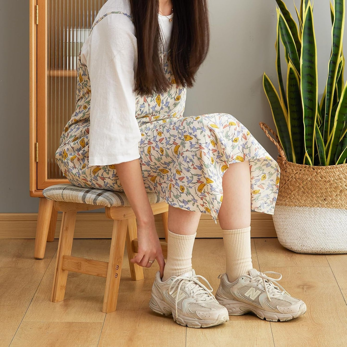 Foot Stool Ottoman Foot Rest Under Desk,Small Stool for Living Room, Bedroom and Kitchen (Natural Legs - Stripes Stool Surface)