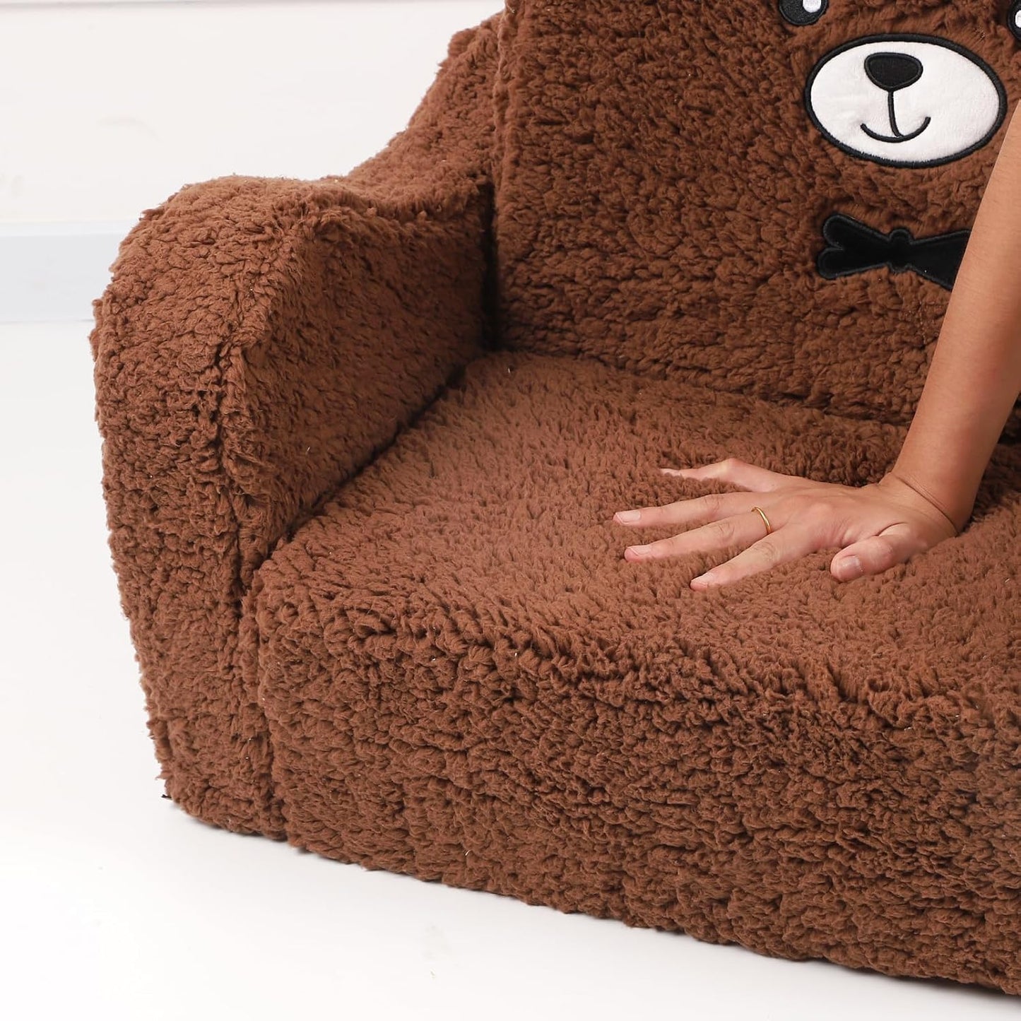 Kids Chairs for Toddler, 2-in-1 Toddler Soft Sherpa Couch Fold Out, Convertible Sofa to Lounger for Girls and Boys, Teddy Bear, Brown