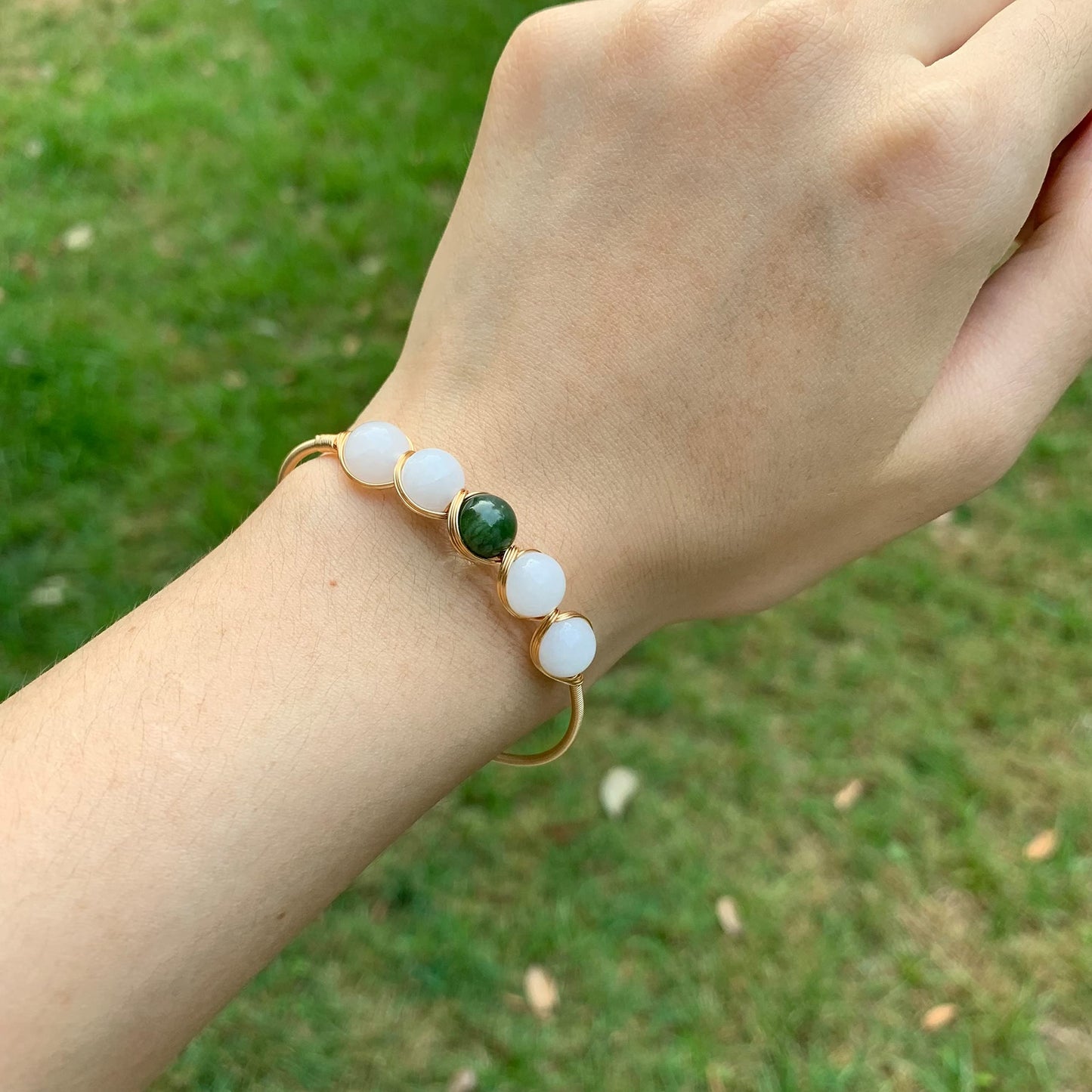 PSEEHEE Handmade Genuine Jade Bracelet 14k Gold Filled Wire Wrapped, Feng-shui Stone Chakra Healing Gemstone Crystal Beads Adjustable Bangle Cuff Jewelry Gift for Women