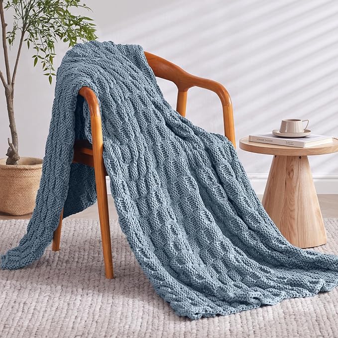 Knitted Weighted Blanket Kids, No Beads Heavy Blanket 36” x 48'' 5lbs, Breathable Chunky Knit Blanket, Cooling Weighted Blanket for Hot Sleepers, Christmas Home Decor (Light Blue)