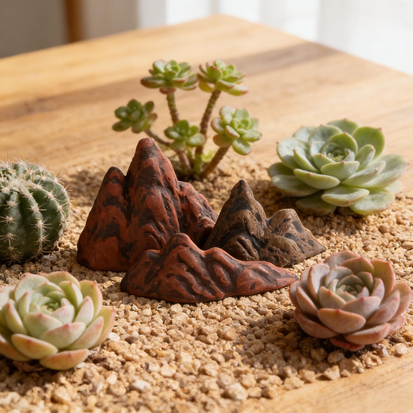 TUESMEILL Miniature Mountain Landscape, Aquarium Mountain Diorama Kit, Mini Mountain Figurine for DIY Craft Fish Tank Landscape Decorations Garden Ornament, Pack of 3