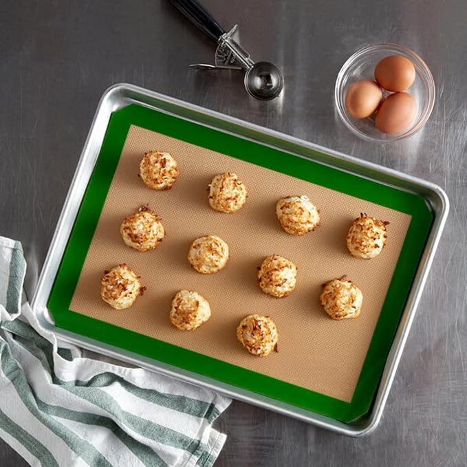 Half Size Silicone Baking Mat, 11.75 x 16.5 Inch, Heavy-Duty Non-Stick, Green Border, Fiberglass Mesh, Oven Safe to 480°F