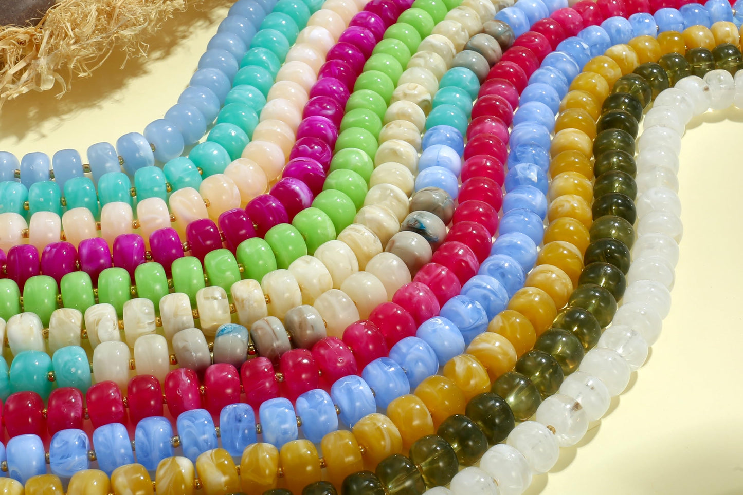 Badu Orange Chunky Beaded Necklace for Women,Acrylic Bead Choker Statement Necklace Cute Trendy Necklaces Jewelry Gifts