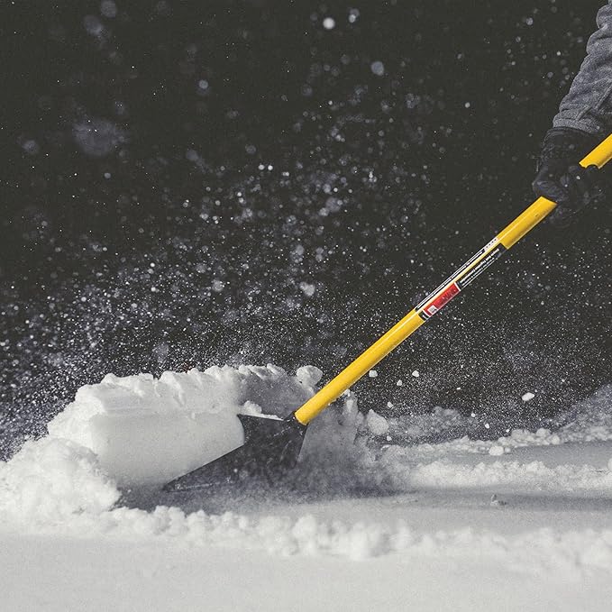 The Snowplow The Original Snow Pusher (30 Inches)