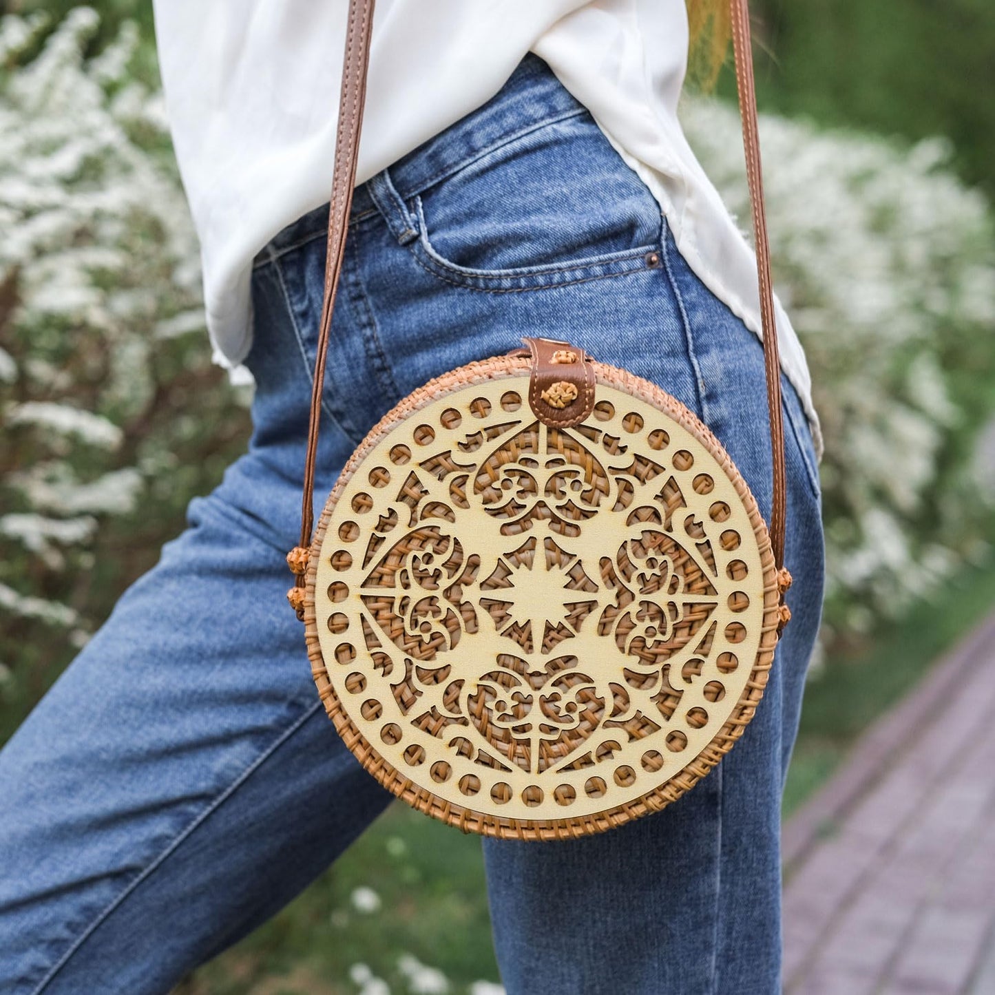 PATIKIL 4Pcs Crochet Basket Base, 5.5" Round Basket Bottoms Shaper Wooden Base Bag Making Supplies Weaving Knitting Kit for Crochet Shoulder Bag Handbag Purse Craft, Wood Color(Heart)