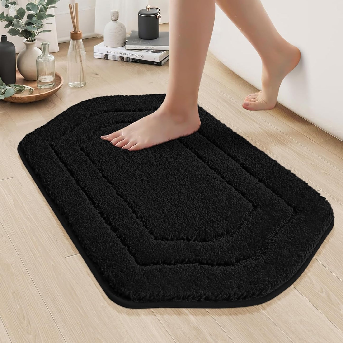 COSY HOMEER Bathroom Mat Rugs 20”x32” Non-Slip Absorbent Bath Mat Plush Shaggy Machine Washable Bath Rugs Soft Polyester Bath Mats for Bathroom Floor,Tub and Shower,Black