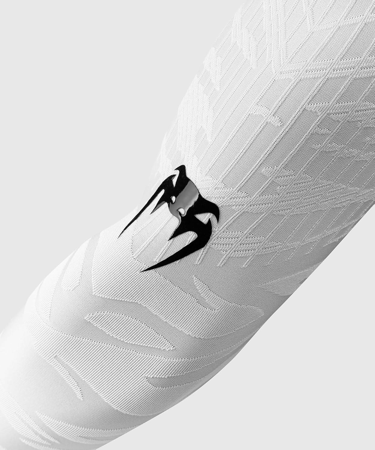 Venum Elite Arm Sleeve (Pair)