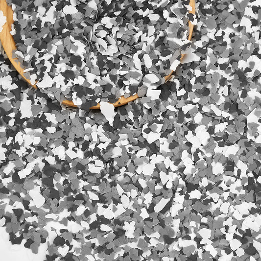 Taiyin 2.8 Kg/ 6.17 lb Blend Decorative Color Chips Epoxy Flakes for Garage Floor Blend Concrete Coatings Paint Chips for Wall Interior Exterior Basement(Black, White, Grey,2-4 mm)