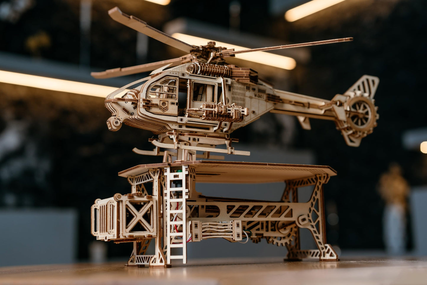 Wood Trick Thunder Chopper Electric Helicopter 3D Wooden Puzzles for Adults to Build - Spinning Rotors & Blades - Detailed Design - Mechanical Wooden Model Kits for Adults to Build