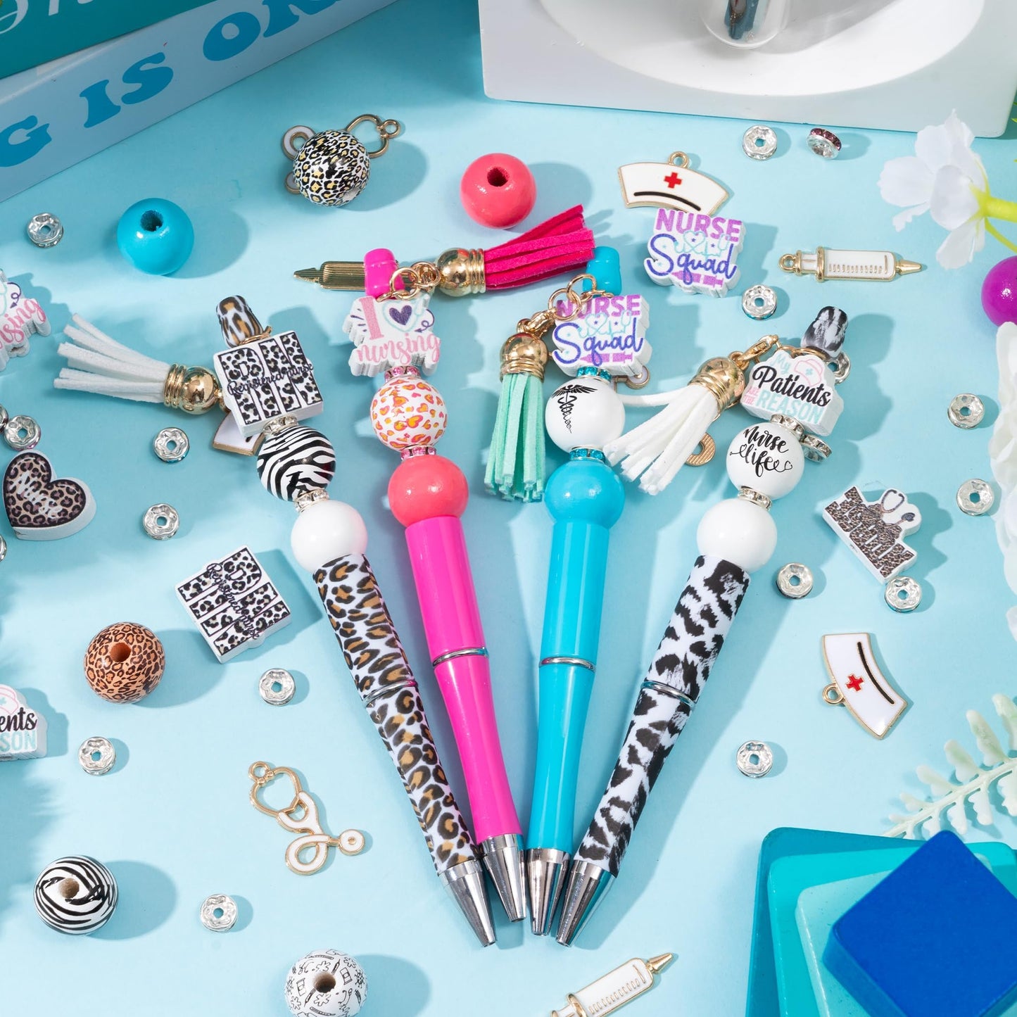 COcnny Nurse Beadable Pens for Women - 12 Set Nursing DIY Ballpoint Craft Making Kit with Bead Craft, Leopard Beaded Pen Bulk Charm Tassel Supplies for Nurse Week Hospital Appreciation Gift
