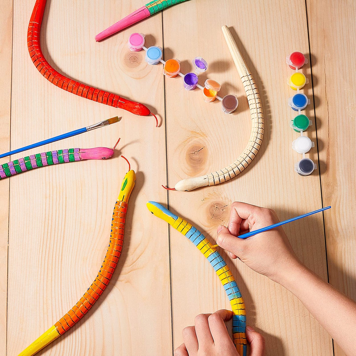 Gejoy 30 Pieces 12 Inch Wooden Snakes Unfinished Wiggly Jointed Flexible Wood Snakes to Paint Blank Canvas Animal Model for Arts and Crafts Halloween Birthday Party Supplies
