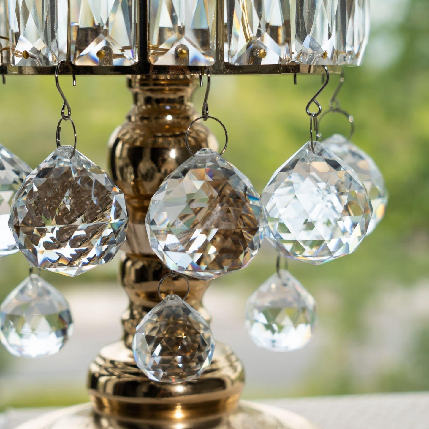 HDCRYSTALGIFTS 15pcs 30mm Clear Crystal Ball Prism Suncatcher for Window Hanging Rainbow Maker Sun Catchers Indoor Windows Chandelier Crystals Prisms Home Garden Wedding Party Decor Gift