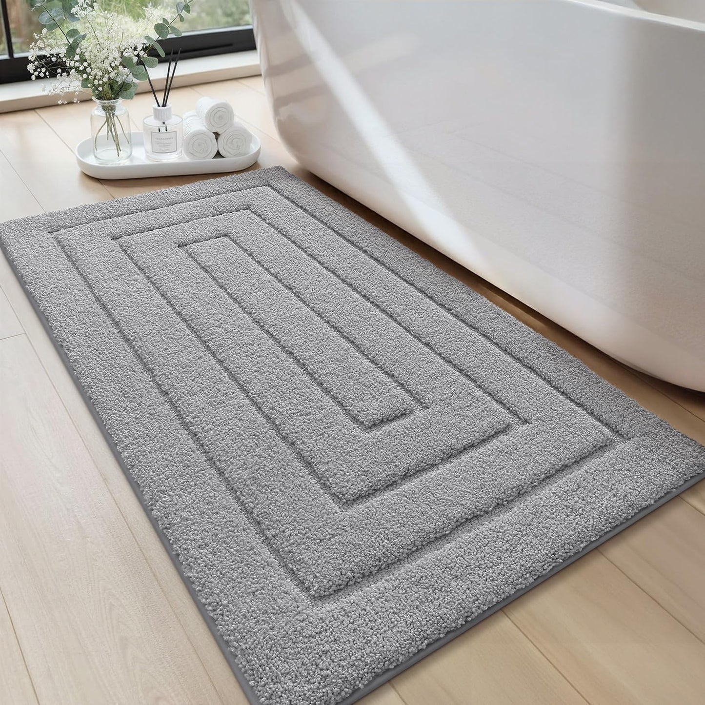 Color&Geometry Ultra Soft Bathroom Rugs Non Slip Washable,Absorbent Bath Mat Quick Dry,Premium Microfiber Plush Bathroom Rug for Bathtub and Shower Floor,Grey,24"x43"