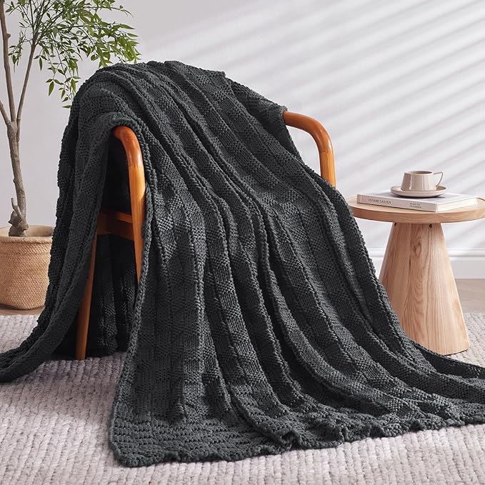 Knitted Weighted Blanket for Adult, No Beads Heavy Blanket 60” x 80'' 20lbs, Breathable Chunky Knit Blanket, Cooling Weighted Blanket for Hot Sleepers, Christmas Home Decor (Dark Grey)