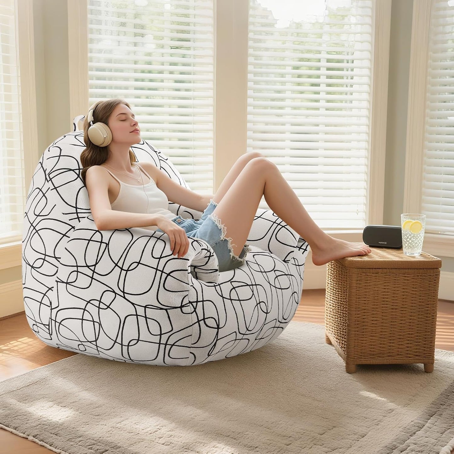 DAICO Bean Bag Chairs for Adults Bean Bag Sofa with Armrests Comfy Accent Chair White Single Lazy Floor Sofas with Foam for Living Room Reading Bedroom Gaming Office (Stripe Pattern)