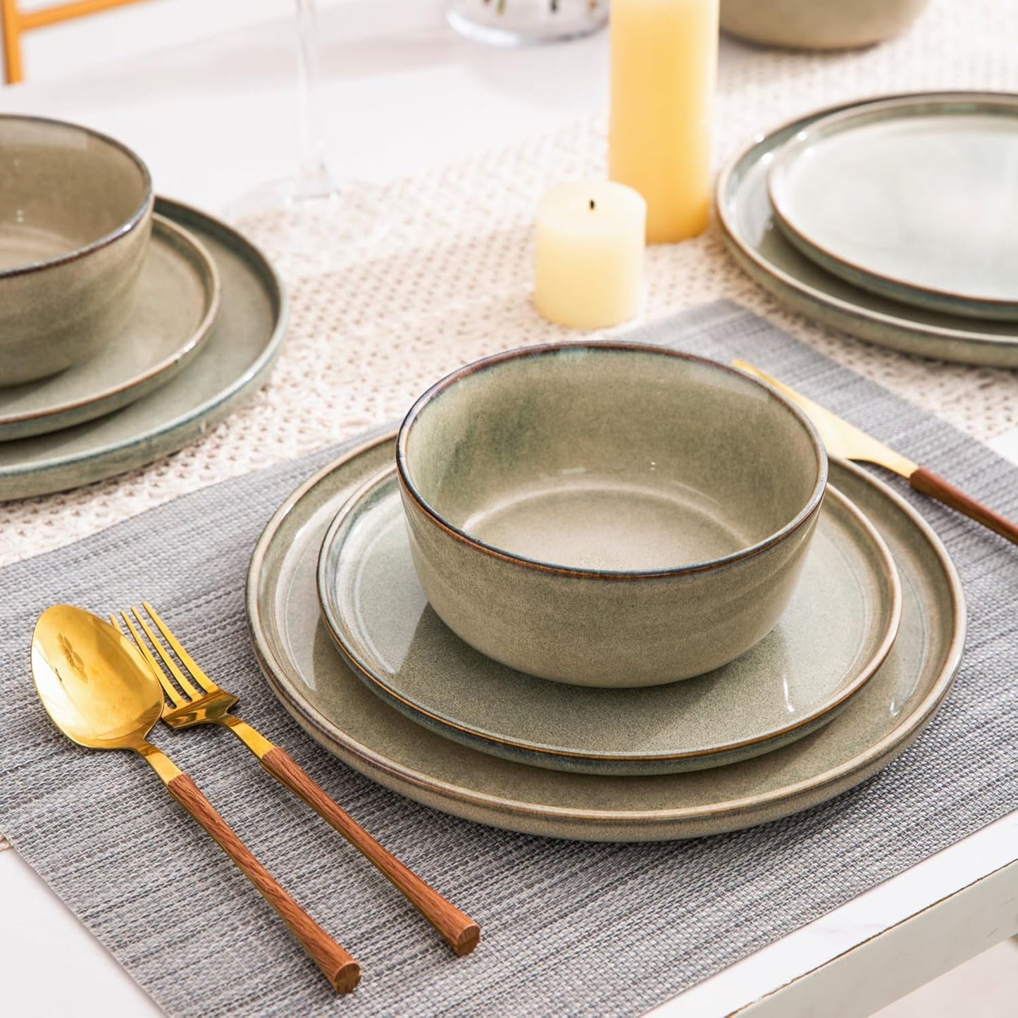 AmorArc Stoneware Dinnerware Sets for 4,Round Reactive Glaze Ceramics Plates and Bowls Set,Highly Scratch Resistant Dishware | Dishwasher & Microwave Safe Dishes Set,Service for 4 (12pc)