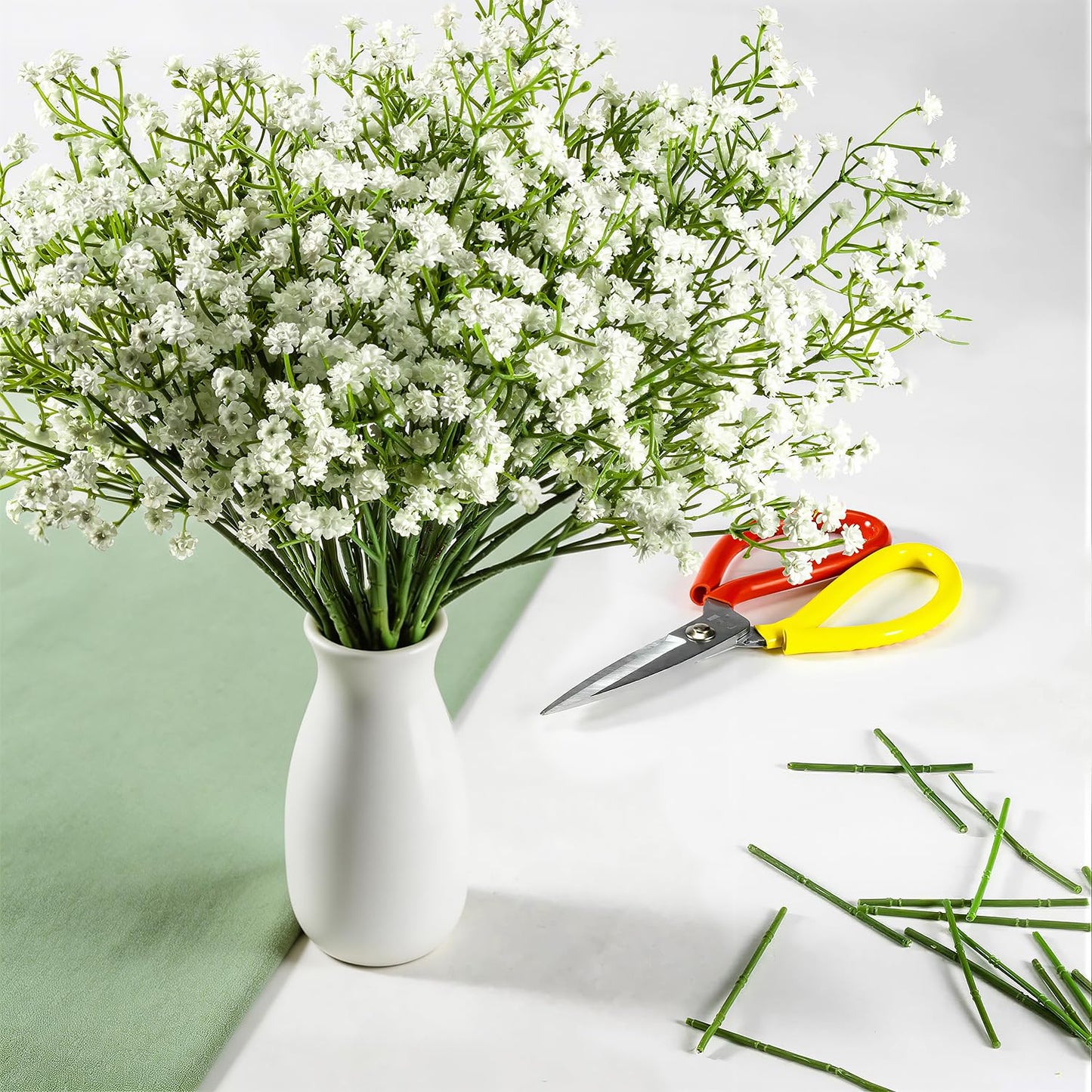 DEEMEI 15 PCS Babys Breath Artificial Flowers Fake Babys Breath Flowers Artificial Bulk White Gypsophila Bouquets Real Touch Faux Flowers for Wedding Floral Arrangement Party Home Decoration