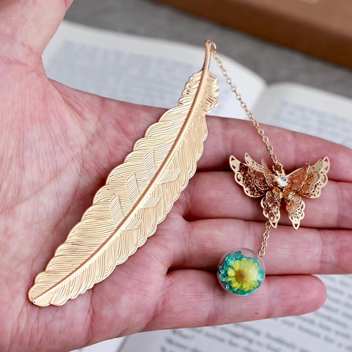 Toirxarn Metal Feather Bookmark with Butterfly Charm – Christmas Gifts for Women, Mom, Teachers, Book Lovers – Stocking Stuffers, Secret Santa, Birthday & Holiday Gift Box